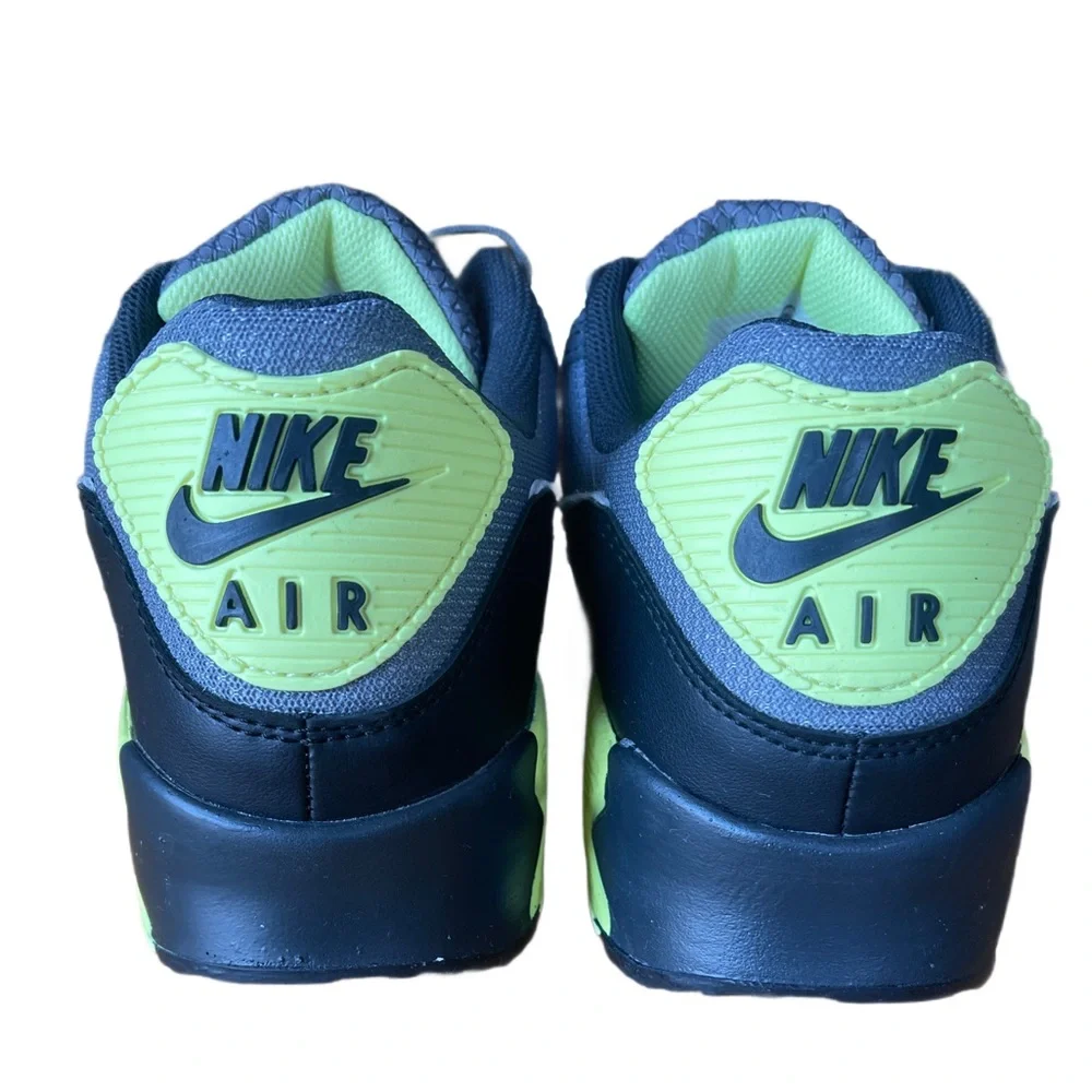 Nike AIR MAX 90 Men's size 11 NWB *NEW* - Picture 4 of 12